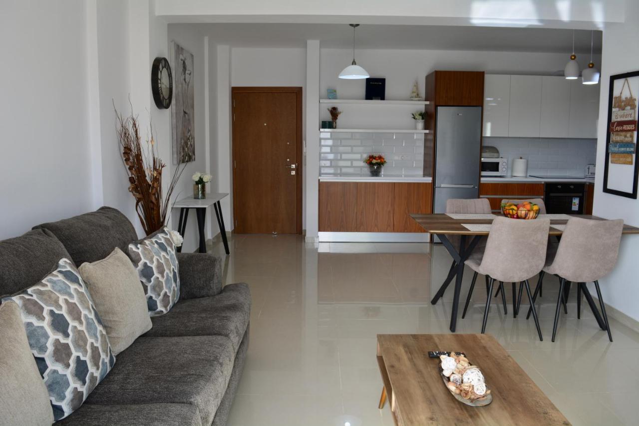 Panorama Apartment Klorakas Exterior photo